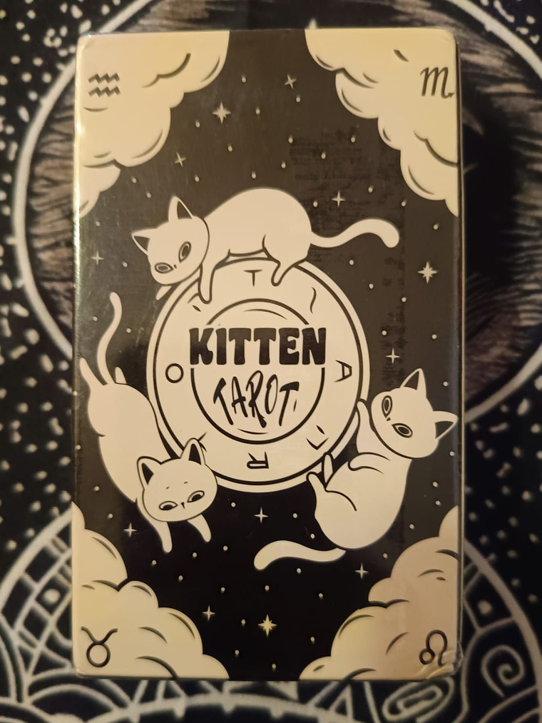 Tarot Kitten 3