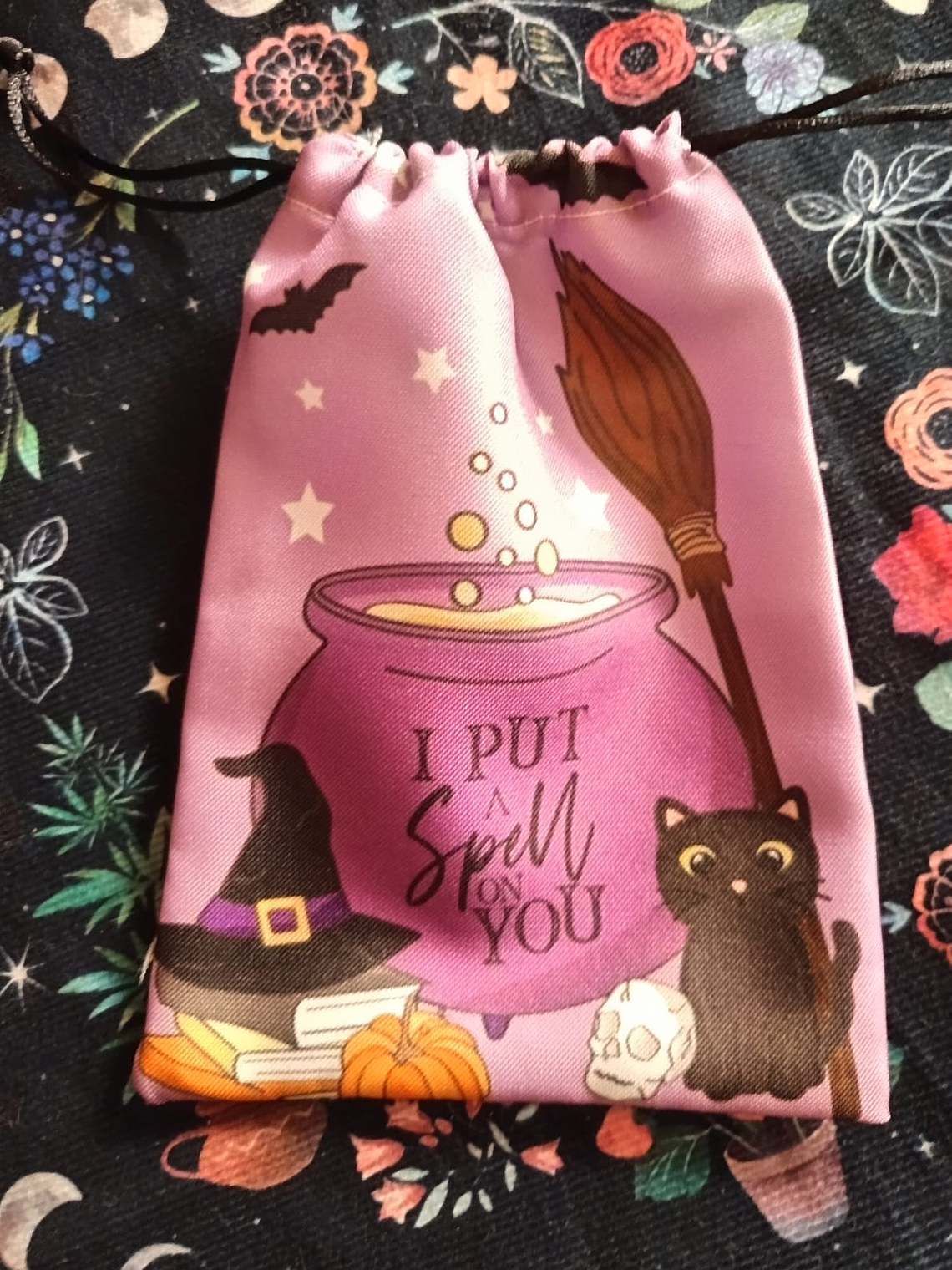Sacos para Tarot Diseño brujita 1