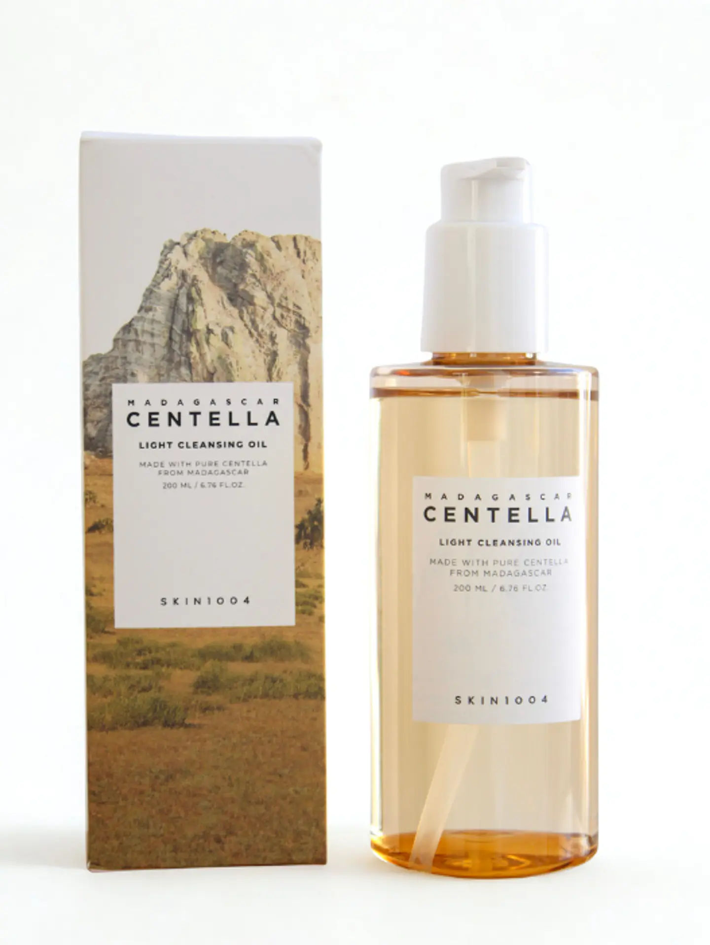 Madagascar Centella Light Cleansing Oil 1
