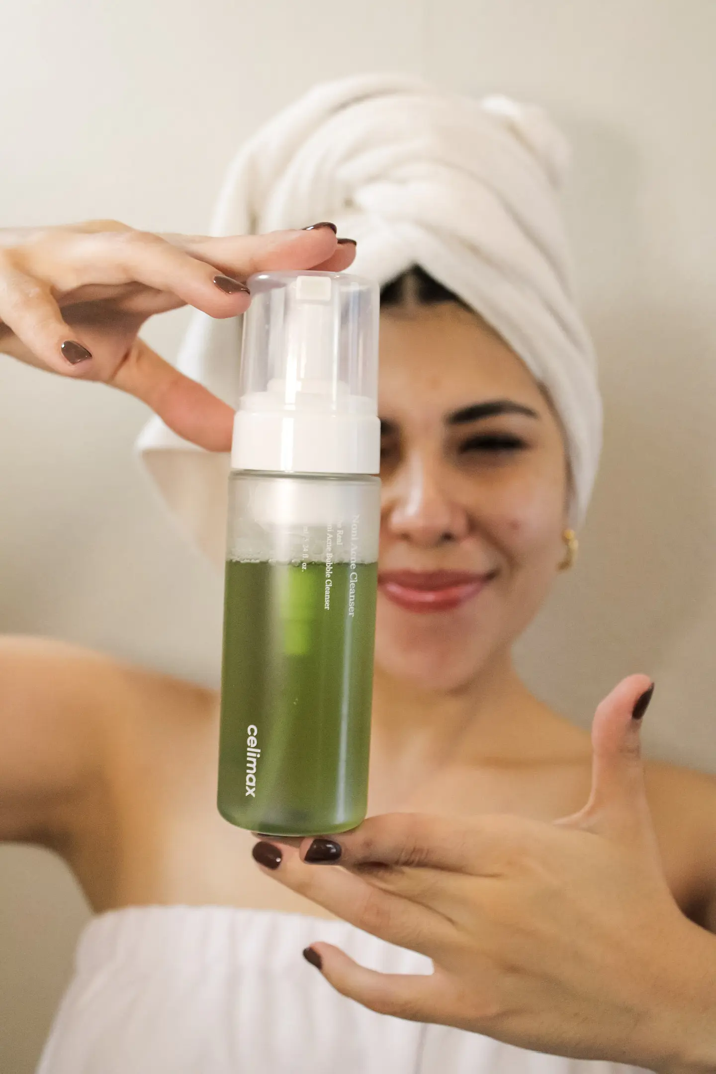 The Real Noni Acne Bubble Cleanser 2