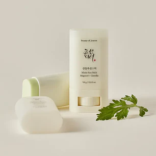Matte Sun Stick: Mugwort+Camelia SPF50 PA++++