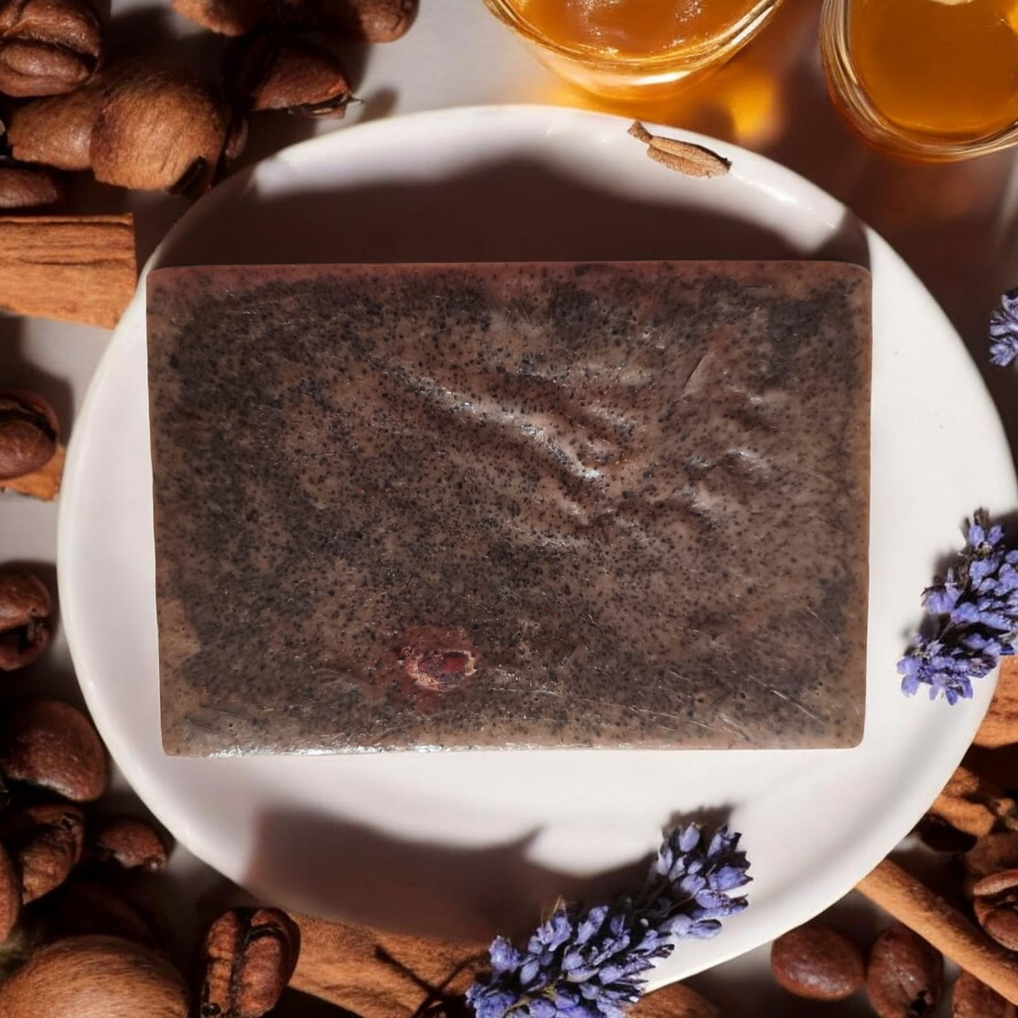 Jabón de leche de cabra, café, canela y miel 1