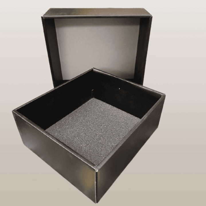 Set 8 cajas 26x23x10 negra con tapa  1