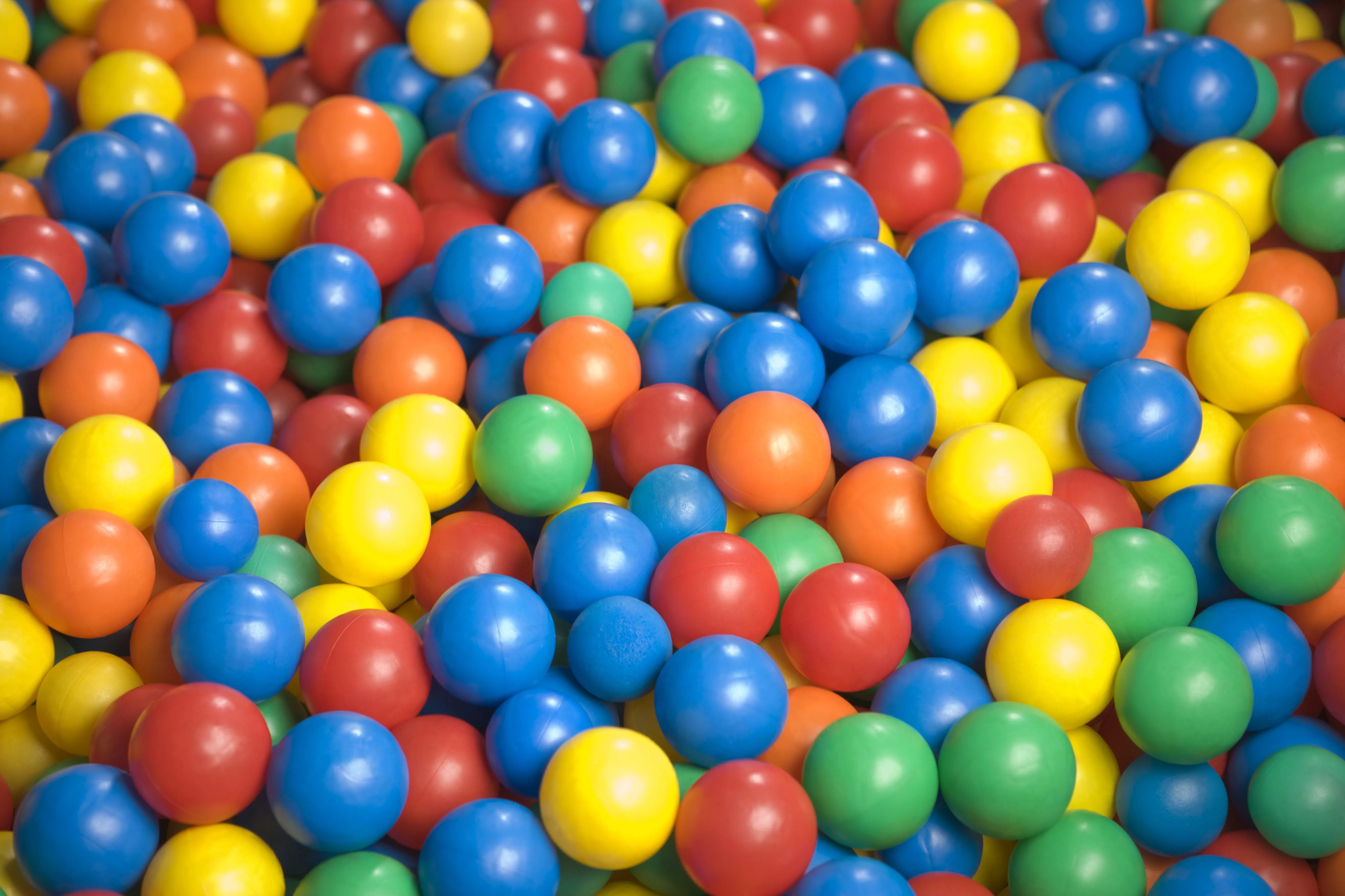 Pelotas para eventos: cómo elegir proveedor confiable en Colombia