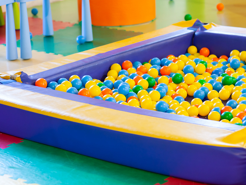 ¿Cómo elegir pelotas para piscina que realmente duren?