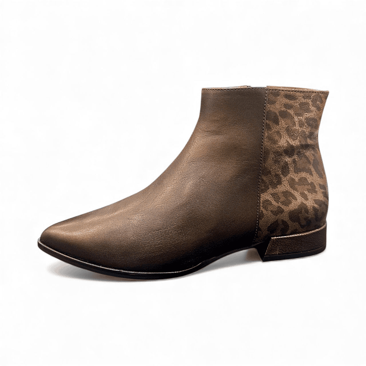 Bota leopardo 1