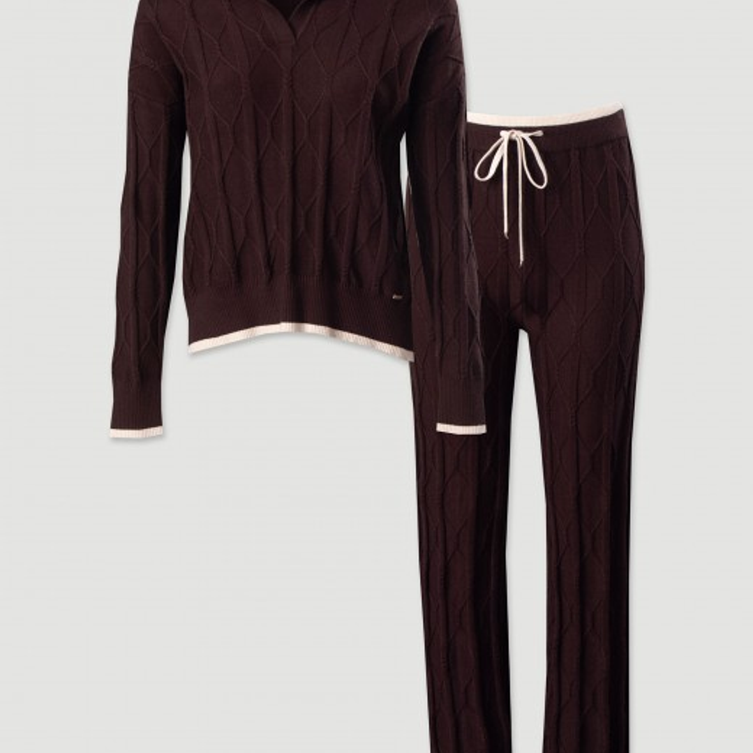  Conjunto de polo e calça em malha trabalhada da Ferrache 1