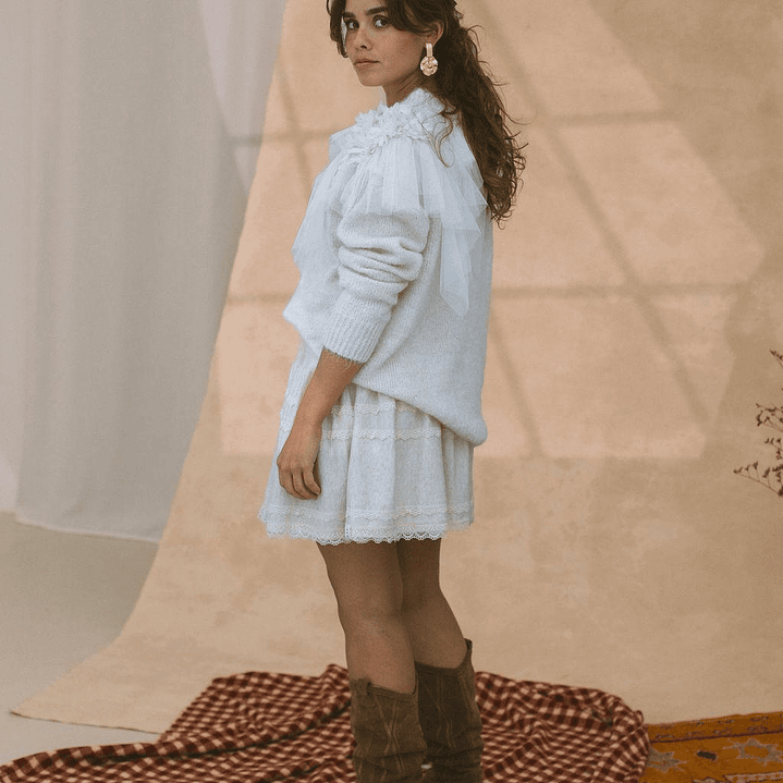 Camisola Maïtté com Aplicação em Tule Bordado 2