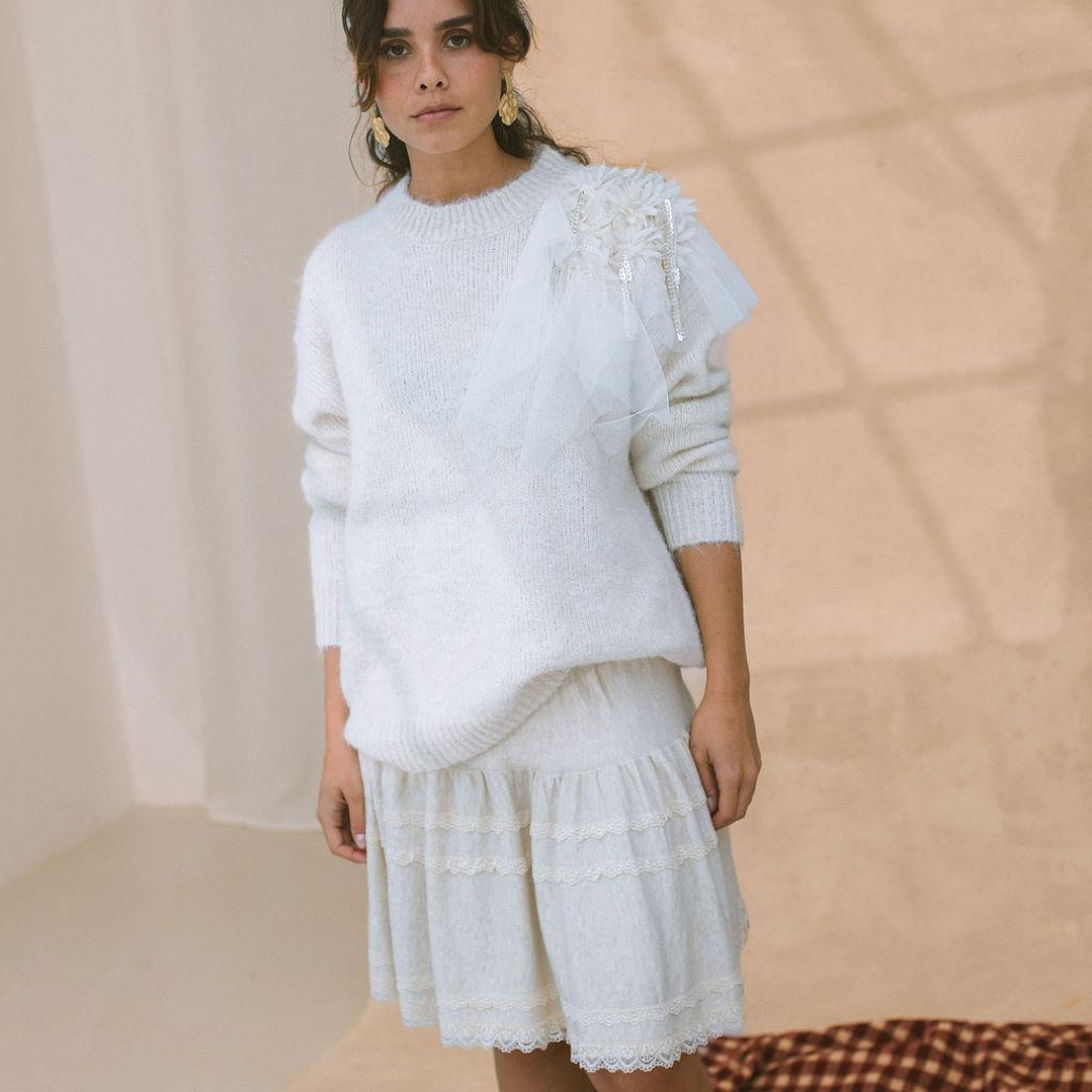 Camisola Maïtté com Aplicação em Tule Bordado 3