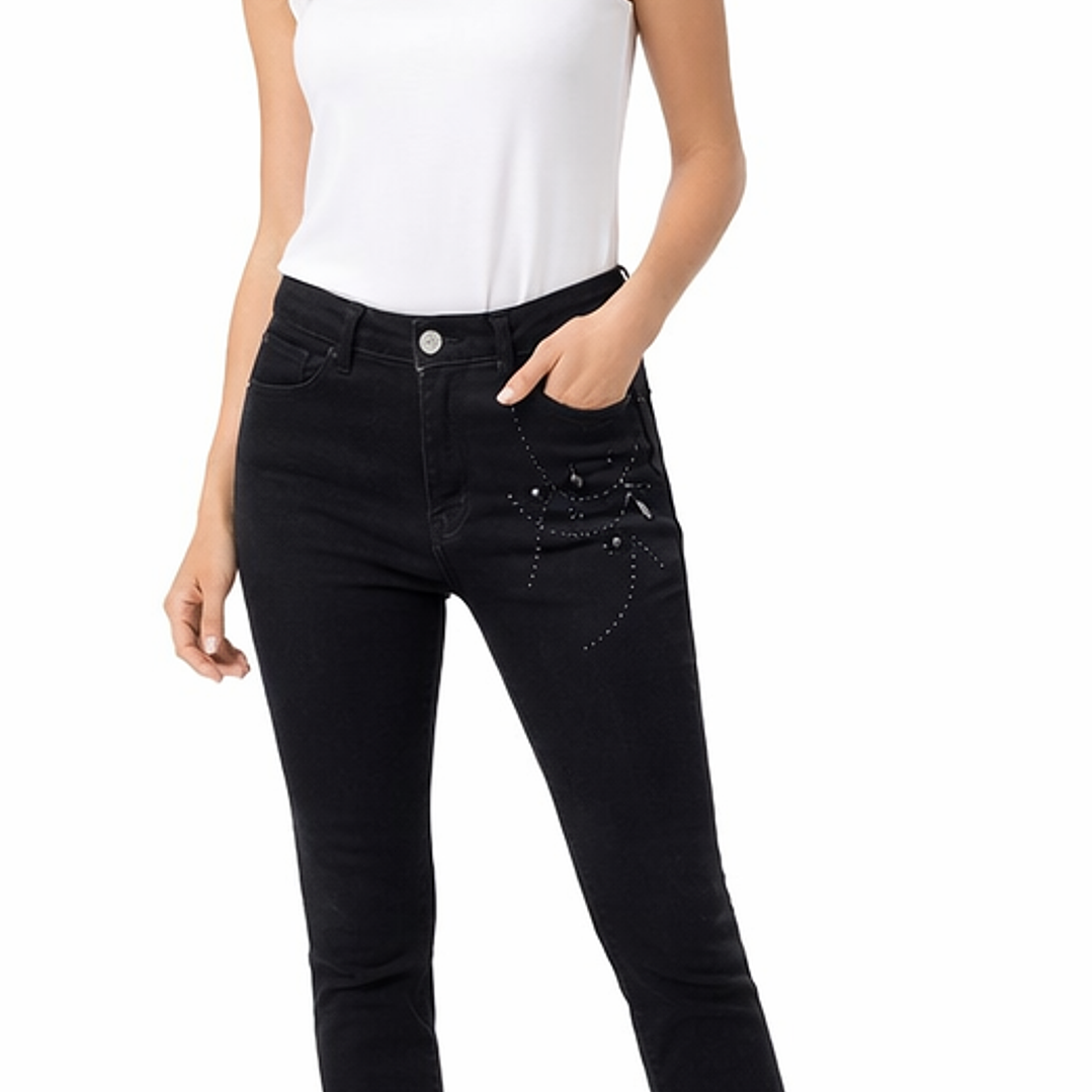 Jeans pretas com pedraria 1