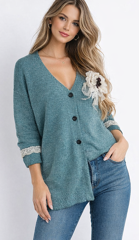 Casaco malha Maittè detalhe flor bordado