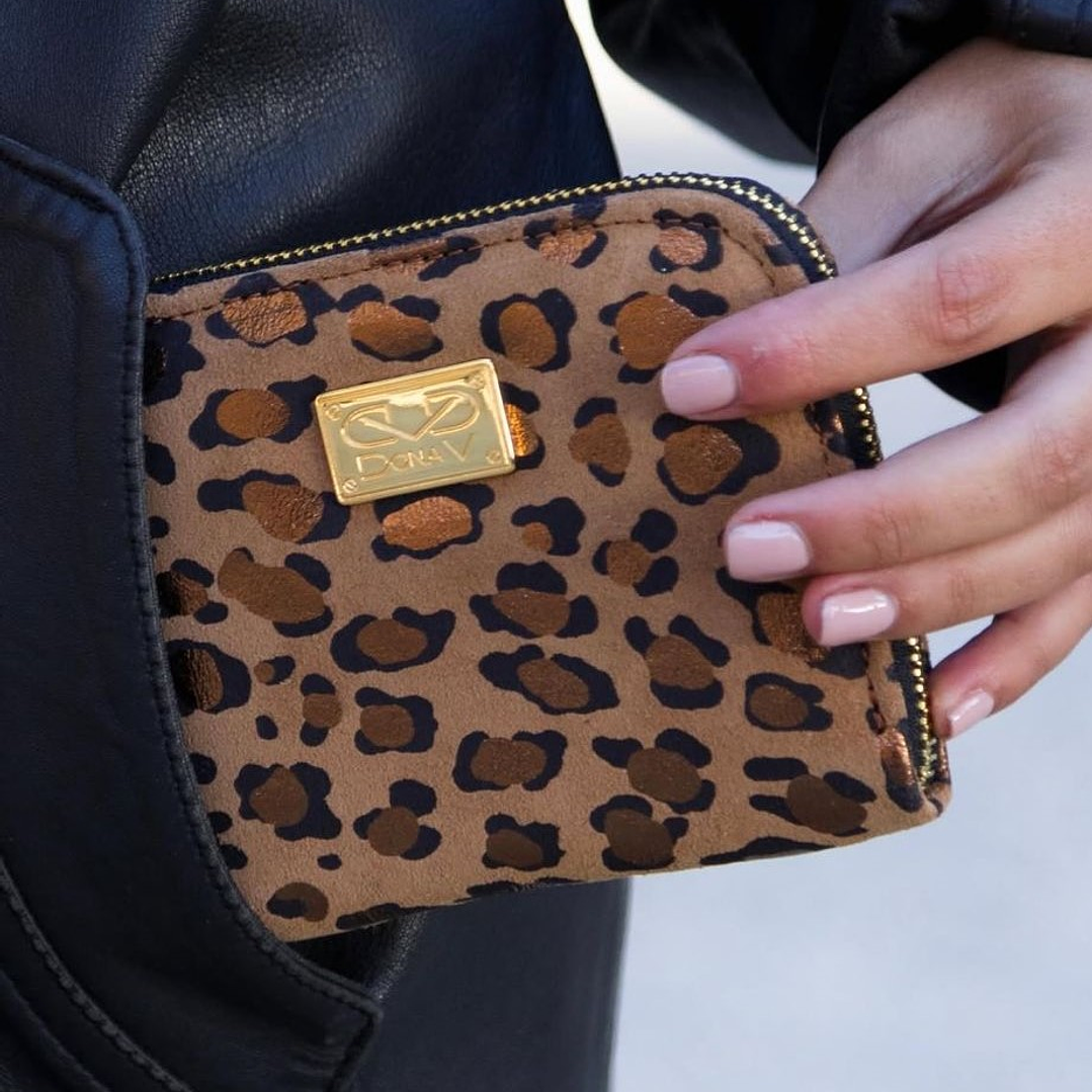Carteira pele bronze padrão animal Dona V 1