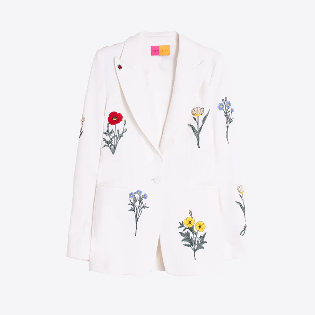 Casaco branco Vilagallo flores bordadas cores vivas 3