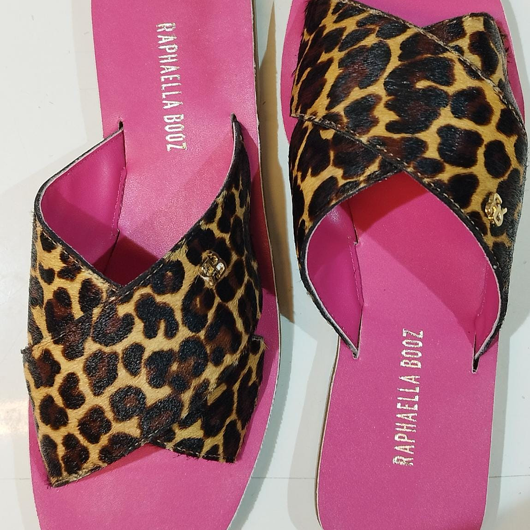 Chinela leopardo Raphaella Booz 1