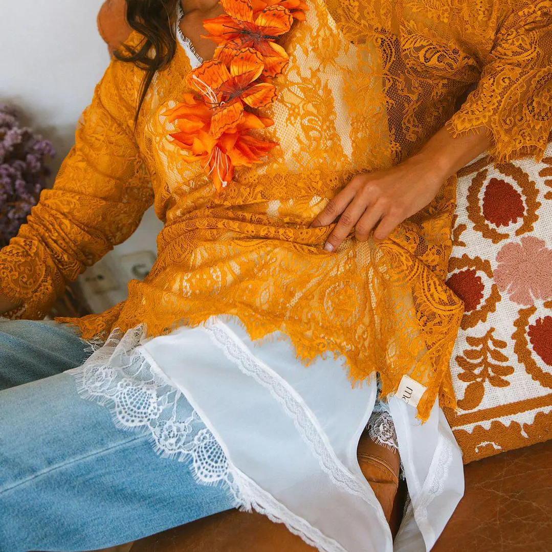 Blusa rendada Maittè 4