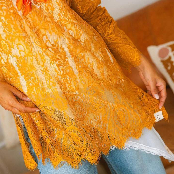 Blusa rendada Maittè 8