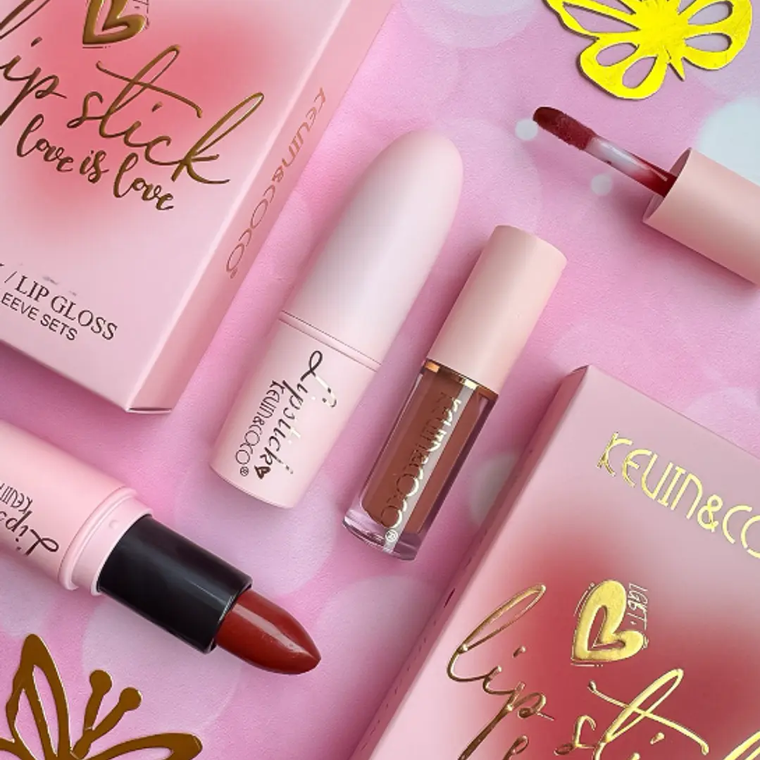 duo labial en barra y gloss kevin y coco 1