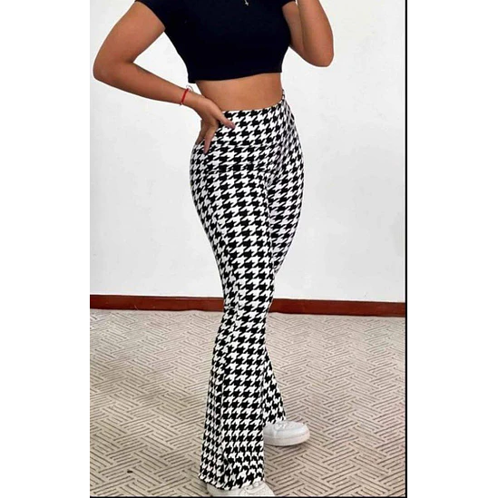 Pantalón Bota Campana Estampado  4