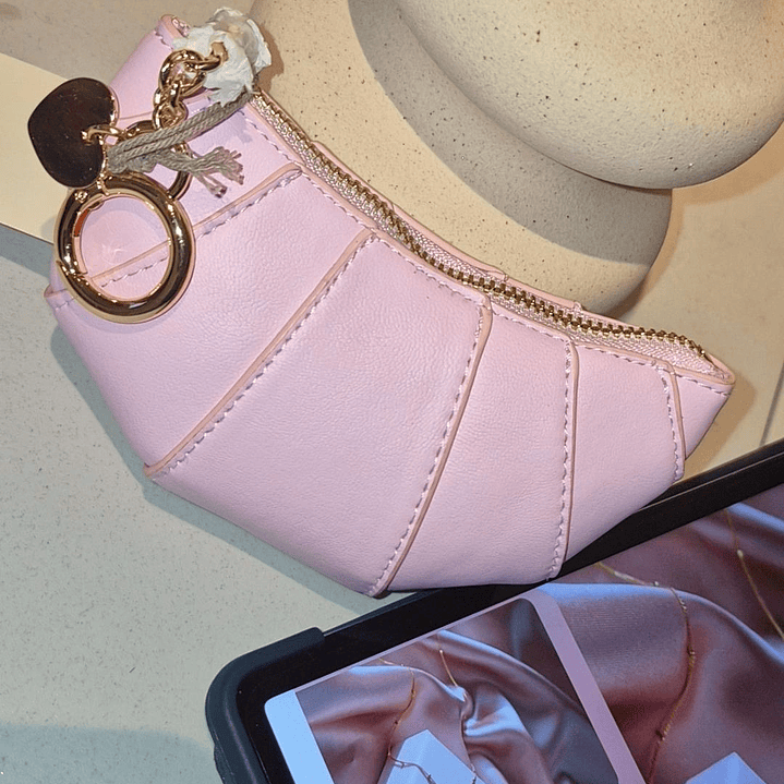 Monedero Rosado Medialuna 4