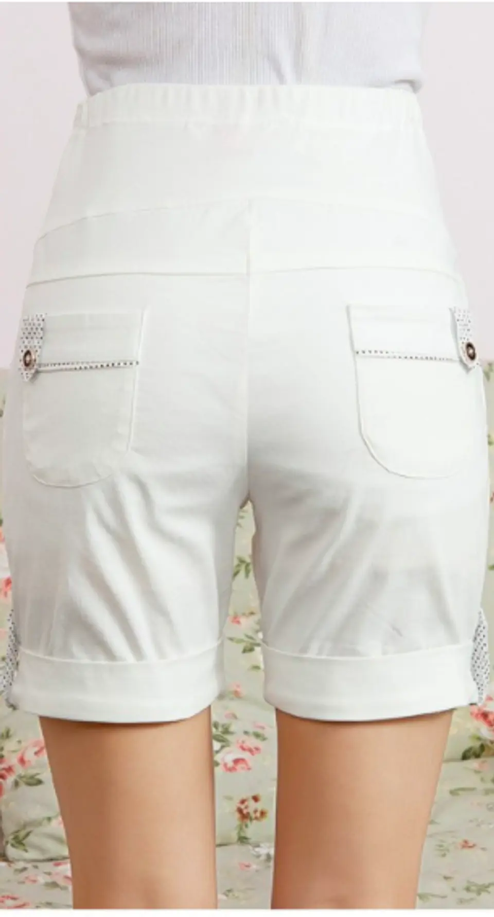 Short Paula White 4