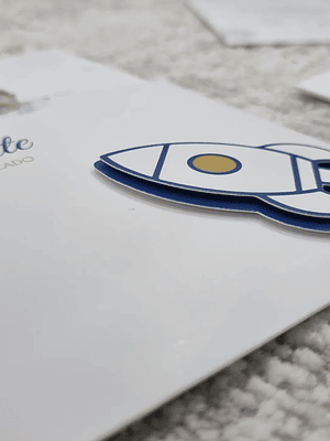 Convite Premium – Interativo com Relevo