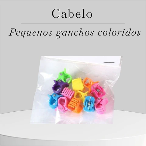 Pequenos ganchos coloridos