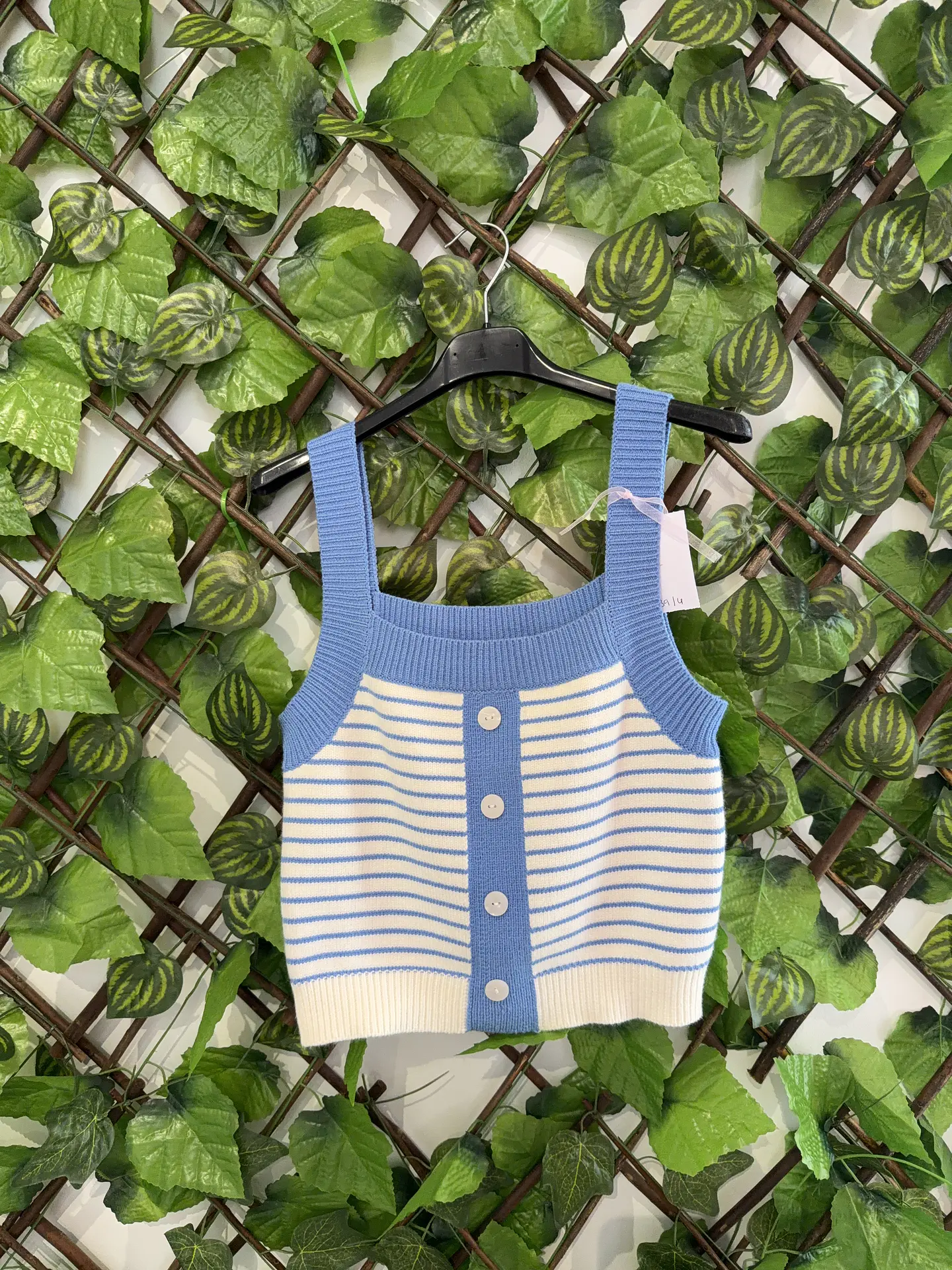 Top de Malha às Riscas Azul e Branco 2