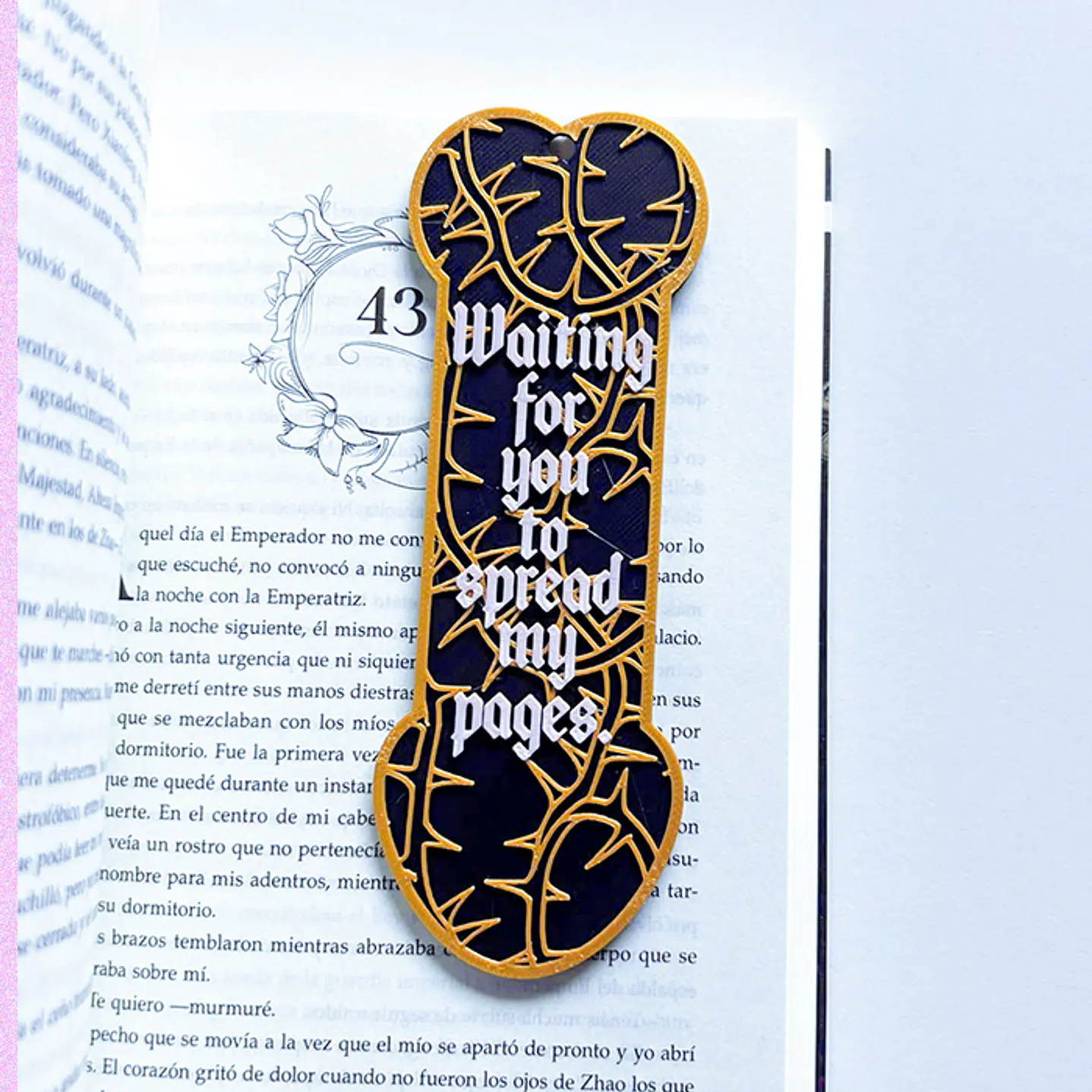 Waiting Pages [Colección Spicy] - Marcapagina Tradicional en 3D