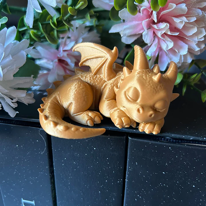 Dragón Dorado - Decorativo en 3D