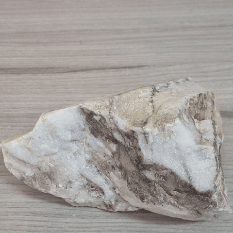 Cuarzo con Pirolusita