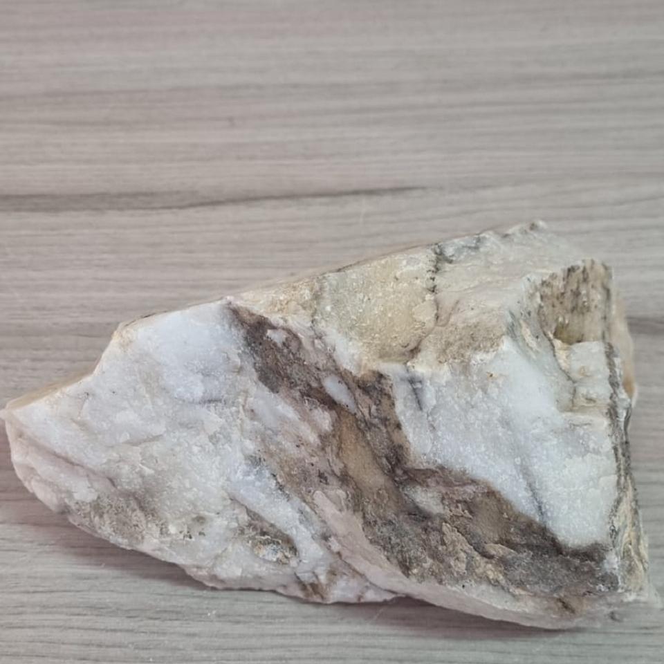 Cuarzo con Pirolusita 2