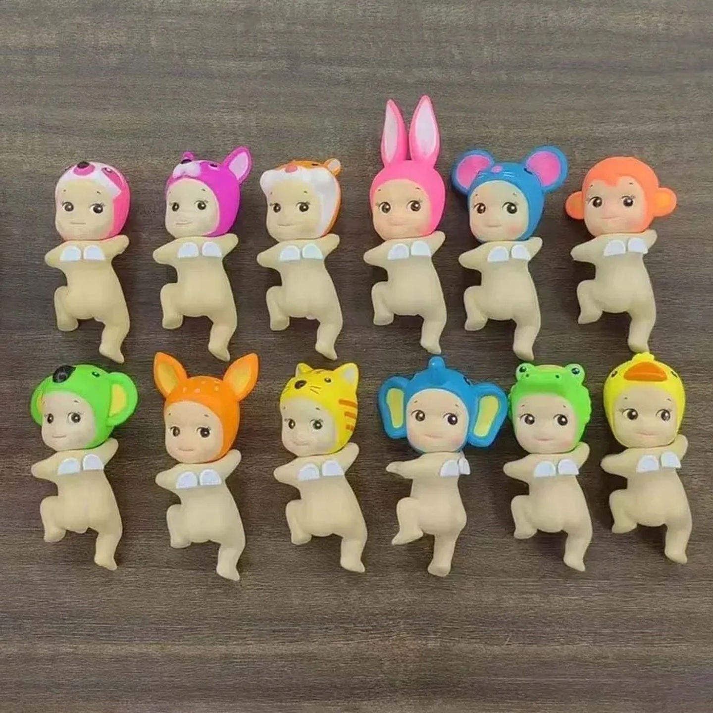 Sonny Angel-Muñeca de caja ciega de la serie Looking Back, figura de Anime para niñas, colección de adornos de escritorio, regalos de cumpleaños y Navidad 6