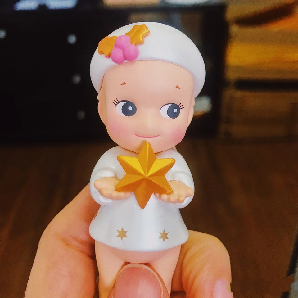 Sonny Angel Regalos de Navidad Serie 2020 Sin caja Sin bolsa Caja ciega Recheado Robby Regalo envuelto Globo de nieve Poinsettia SAS65696 9