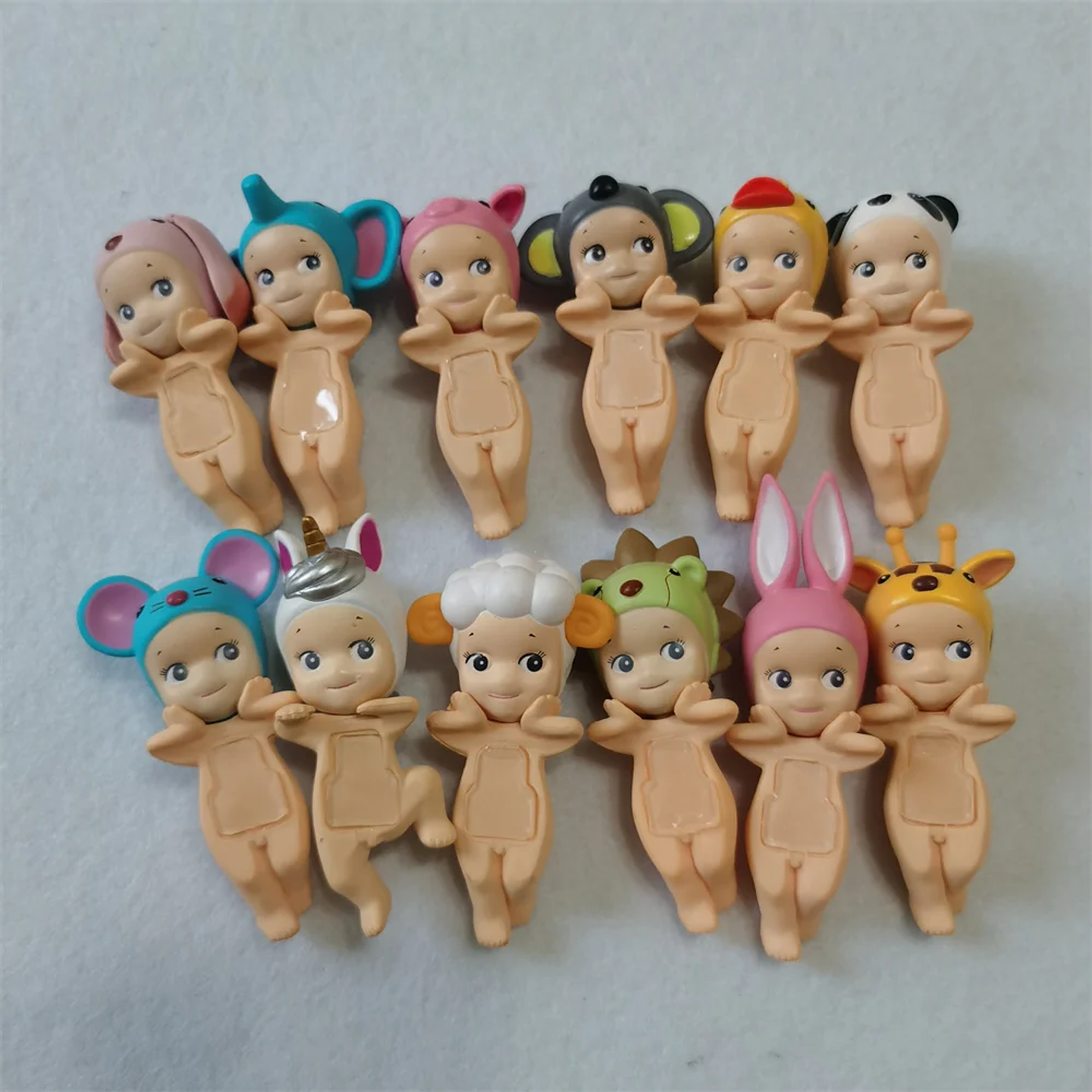 Figura de ángel sonriente, muñeca, muñeca de soporte para mejillas, estatuilla de decoración de coche 22