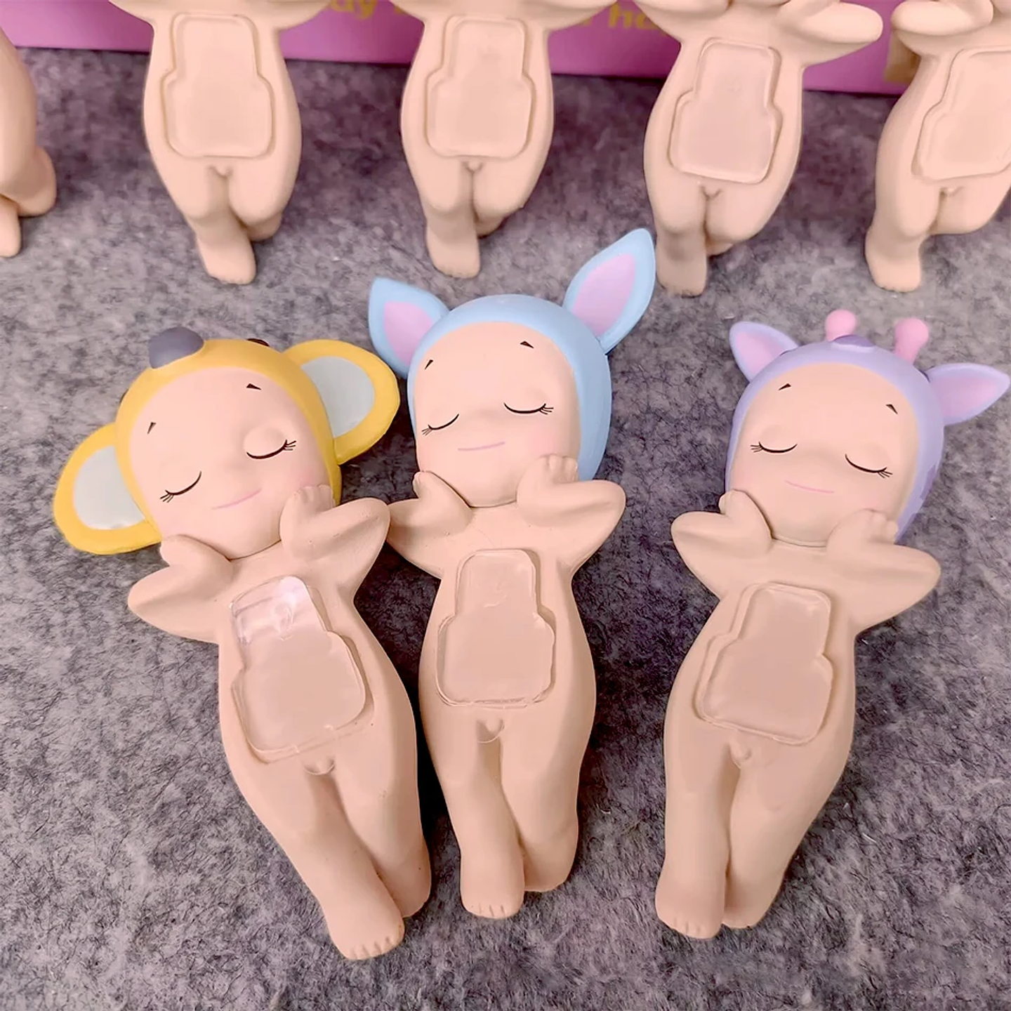 Sonny Angle Dreaming Series, muñeca de Ángel encantadora, adorno de escritorio, 12 piezas, muñeco de Ángel pequeño, adorno de paisaje, sombrero de Animal, diseño de sujeción 37