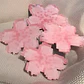 Horquilla bonita de flor de cerezo pixelada rosa para primavera, horquilla femenina de flor dulce para flequillo o adorno lateral para el cabello - Miniatura 2