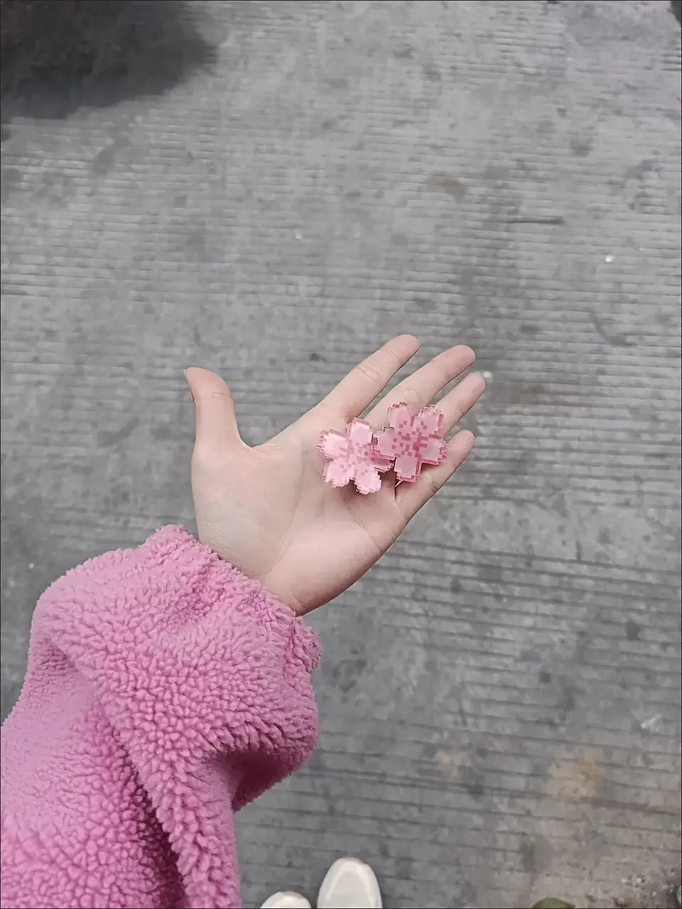 Horquilla bonita de flor de cerezo pixelada rosa para primavera, horquilla femenina de flor dulce para flequillo o adorno lateral para el cabello 20