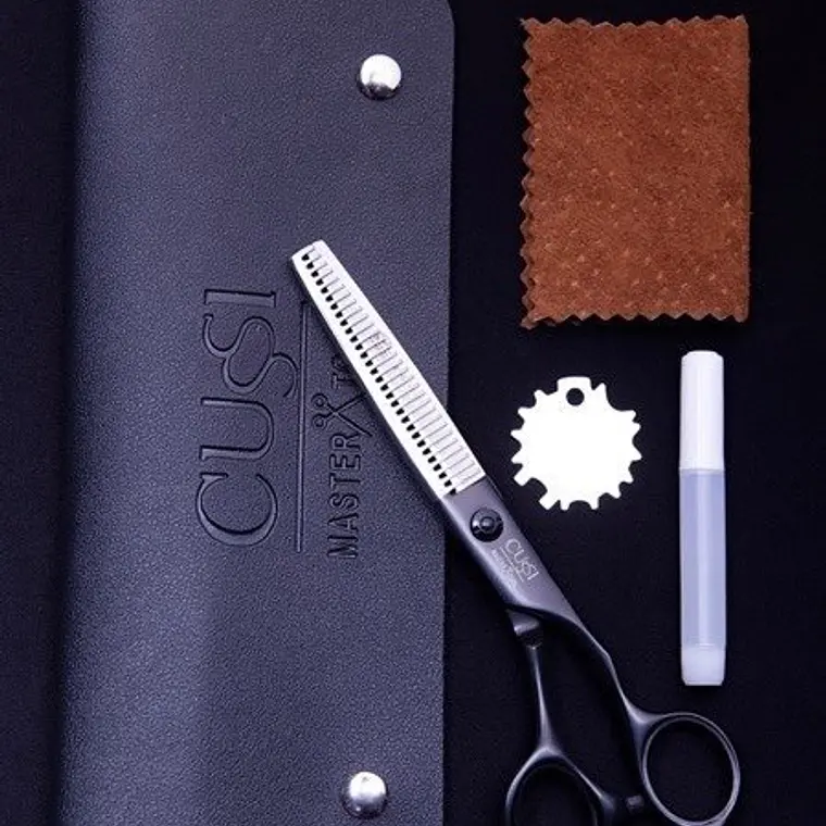 Cussi Tijera Escupidora Profesional 6.0 Estilista, Barber Negro Con plata ML03H-630 1