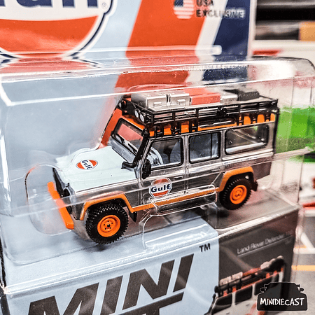 Mini GT Land Rover Defender 110 Gulf MGT00156 1/64. Chase