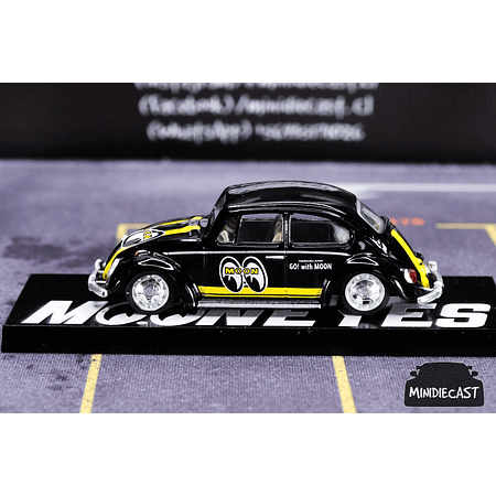 Tarmac Works 1:64 Volkswagen Beetle Mooneyes