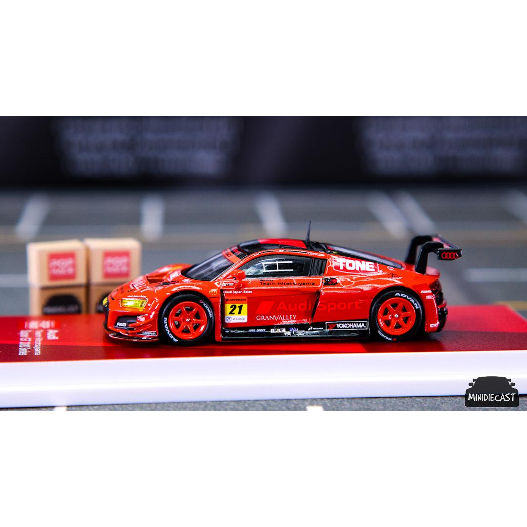 Pop Race 1:64 Audi R8 LMS Hitotsuyama #21