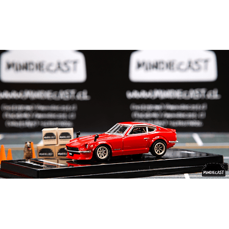 Inno64 1:64 Nissan Fairlady Z (S30) Red