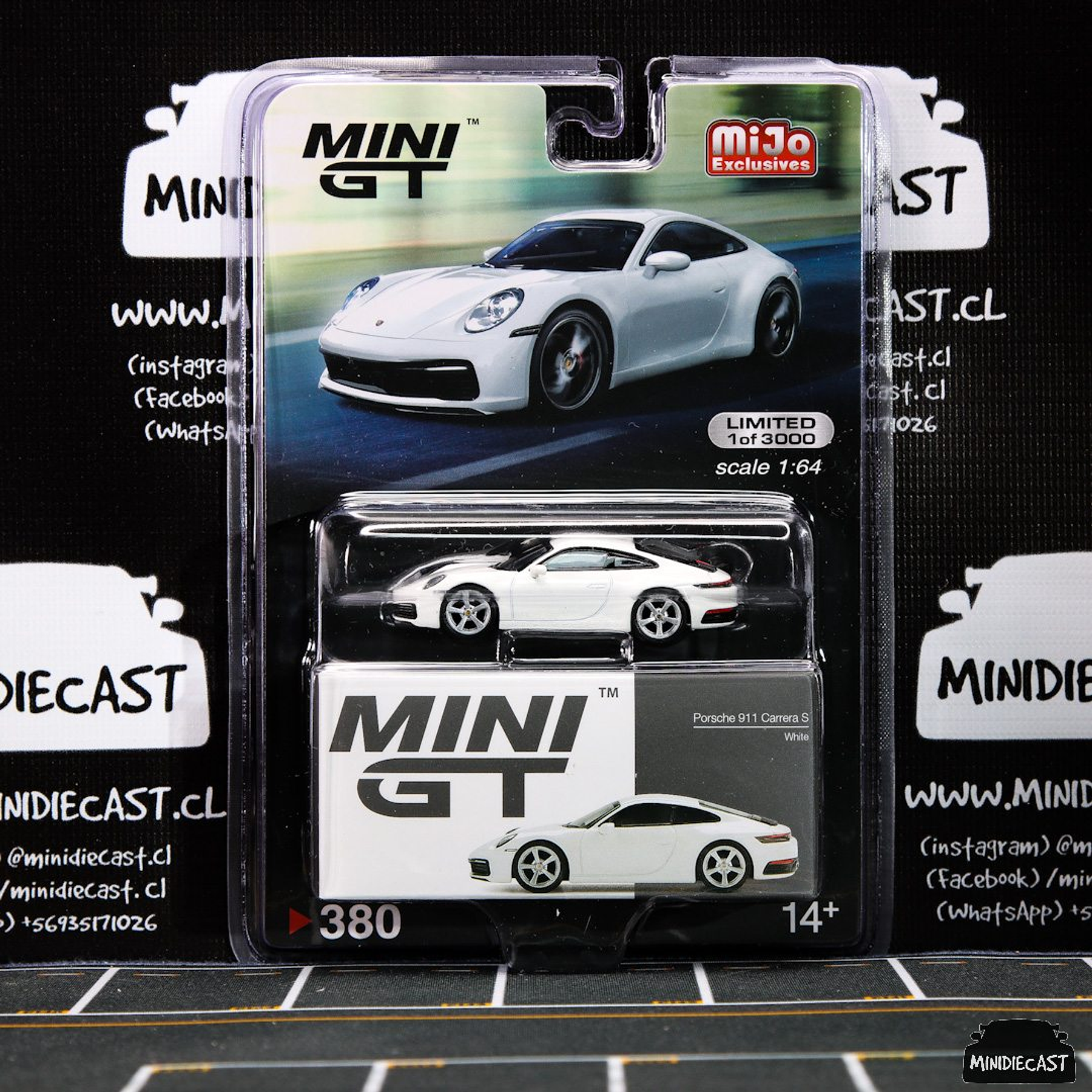 Mini GT 1:64 Mijo Exclusives Porsche 911 (992) Carrera S Whi