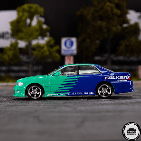 Tarmac Works 1:64 Toyota Chaser JZX100 Falken