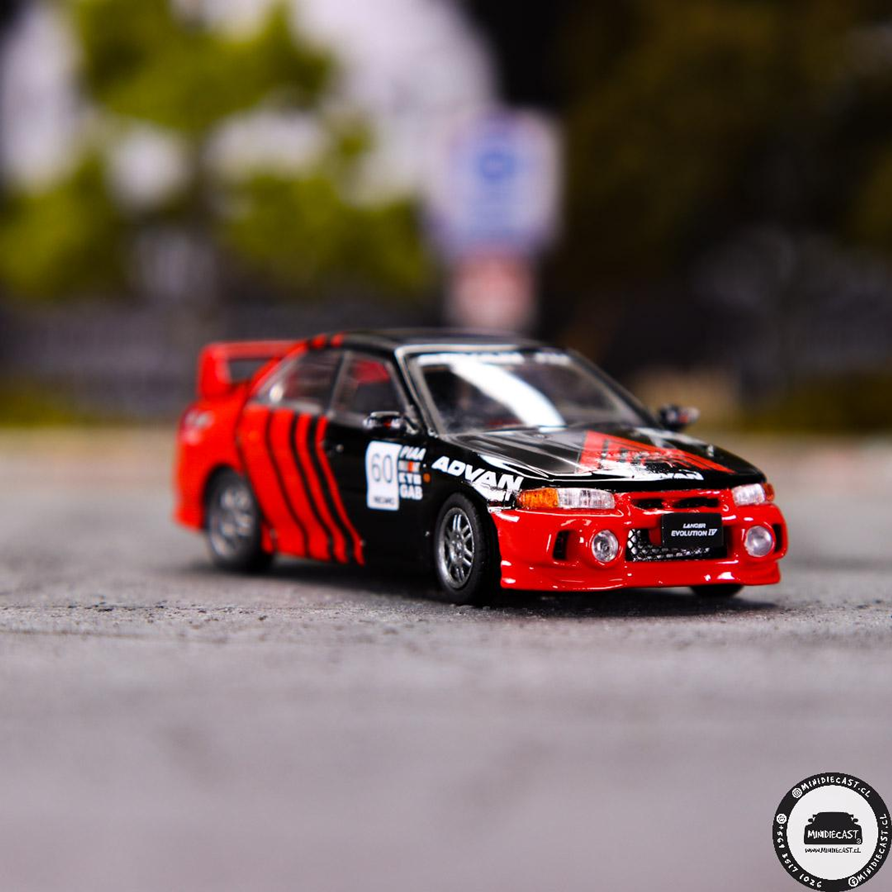 BM Creations 1:64 Mitsubishi Lancer EVO IV -Advan