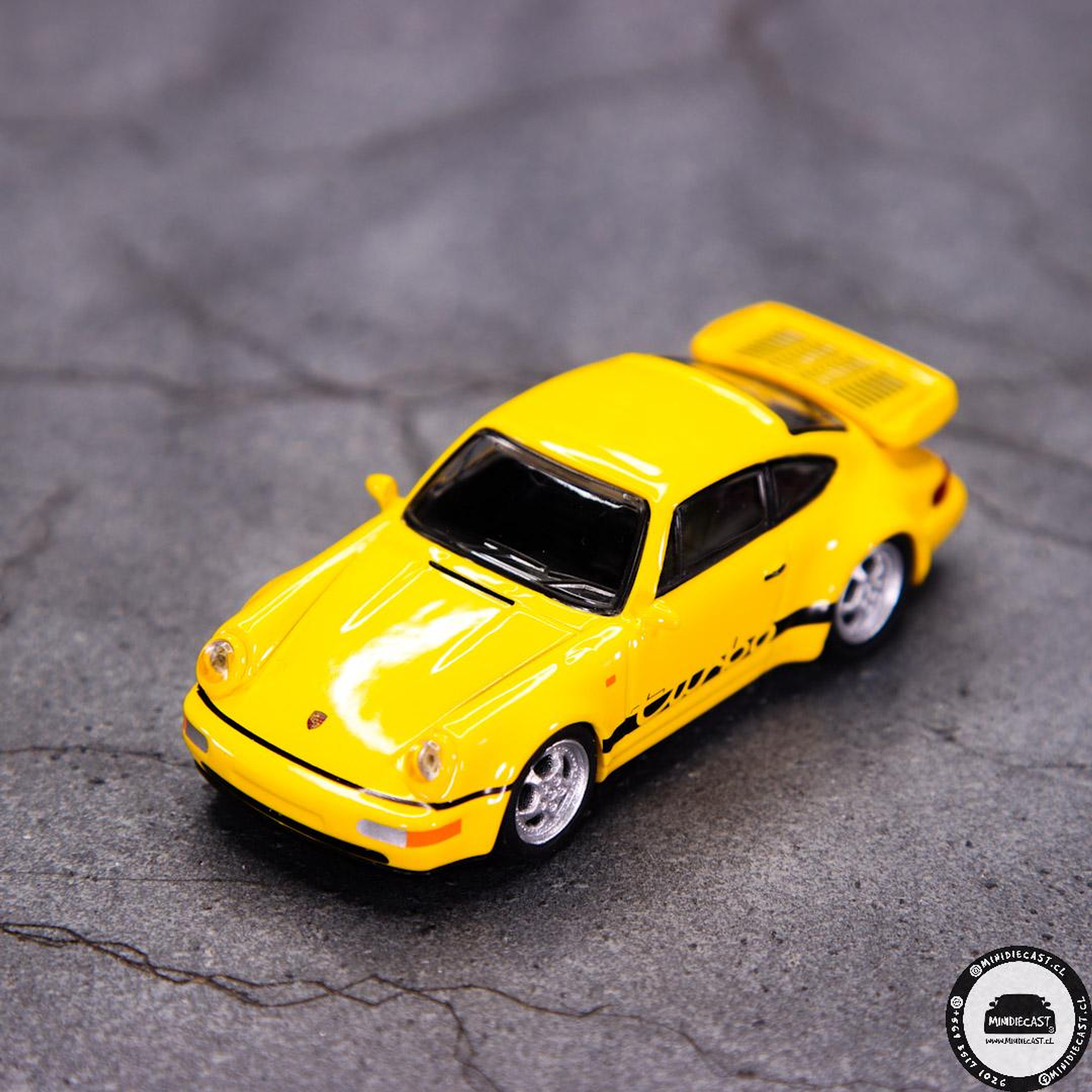 Tarmac Works 1:64 Porsche 911 Turbo Yellow