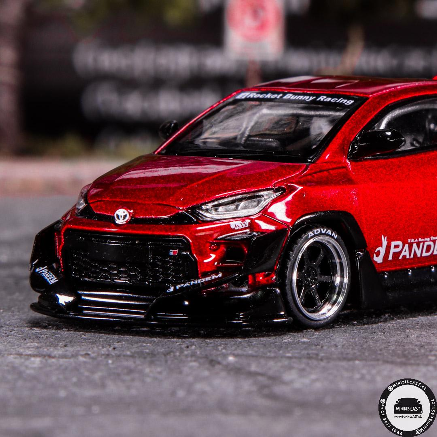 Pop Race 1:64 GR Yaris Pandem Metallic Red