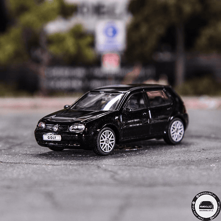 GCD 1:64 Volkswagen Golf MK4 Black.