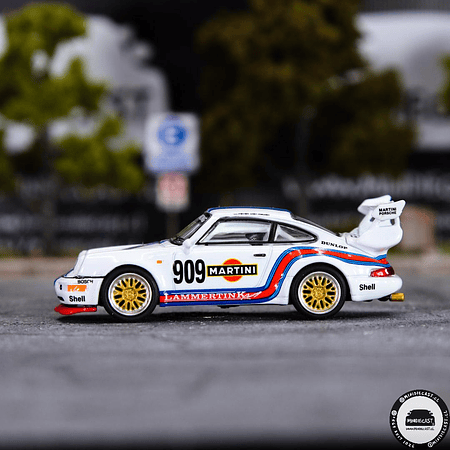 Tarmac Works x Schuco Porsche 911 RSR Martini Racing