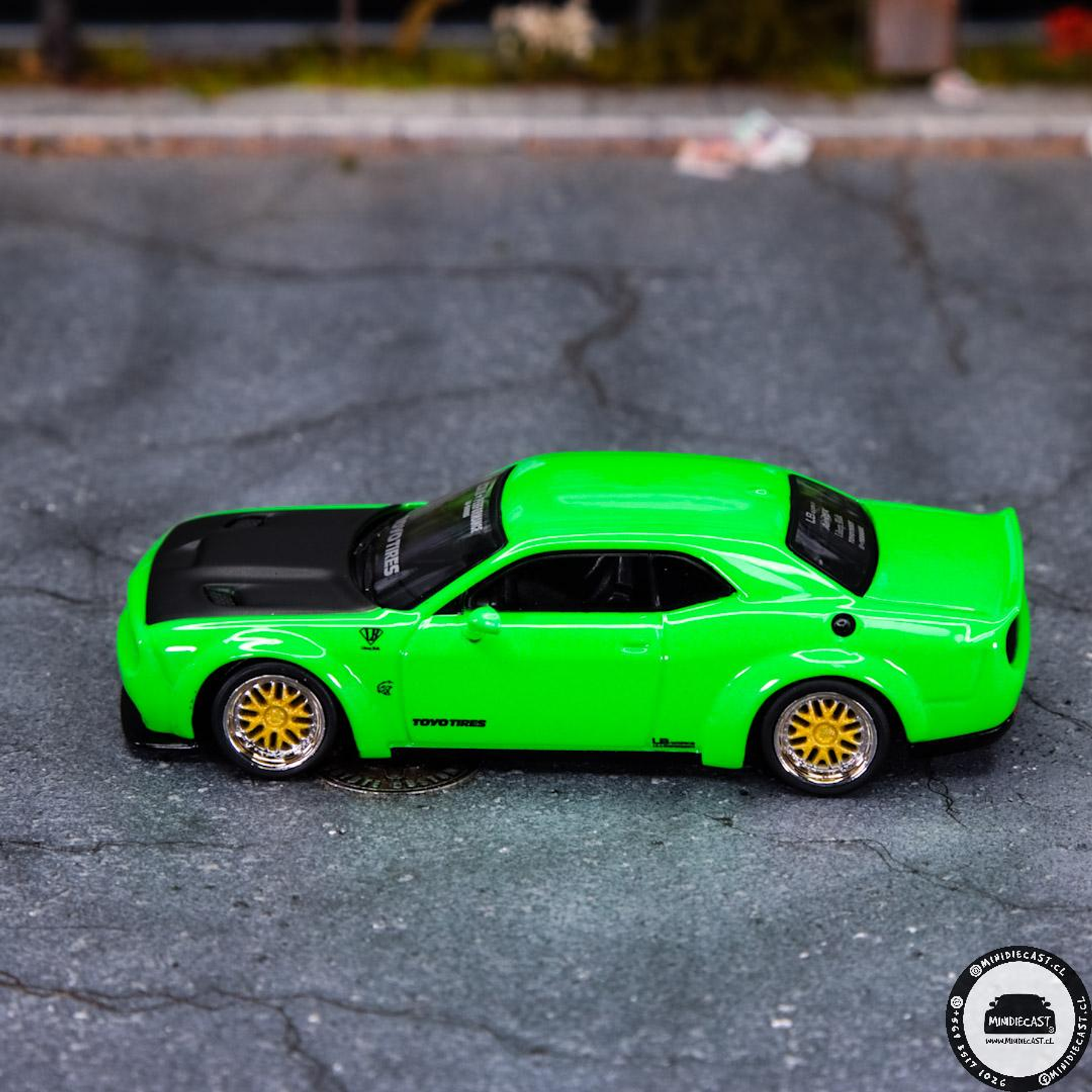 Tarmac Works 1:64 LB-WORKS Dodge Challenger SRT Hellcat, Green Metallic